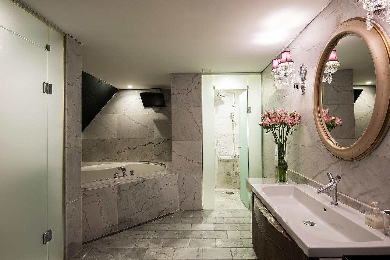 Nineth Hotel Сеул Экстерьер фото